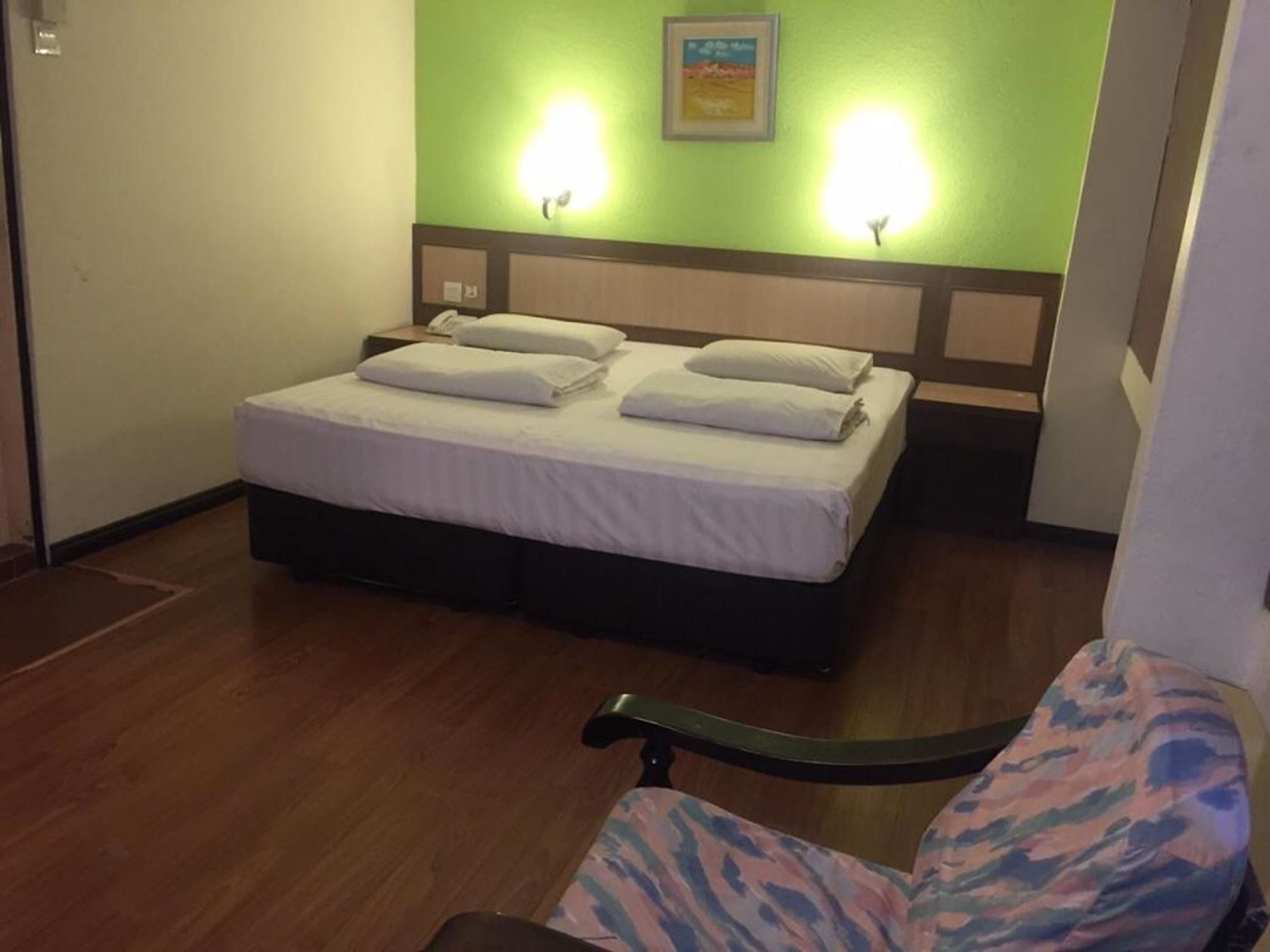 The Inn Hotel كُوالا تيرينغانو المظهر الخارجي الصورة